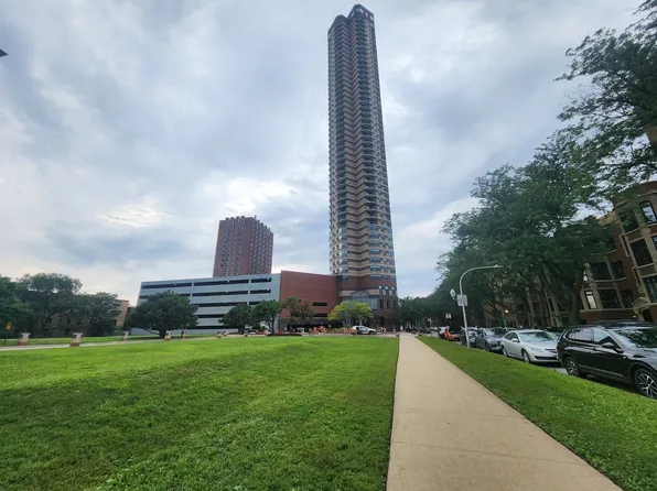 3660 N Lake Shore Dr APT 1105, Chicago, IL 60613