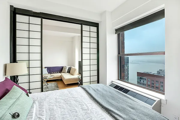 Sold by New York Residence | media 1