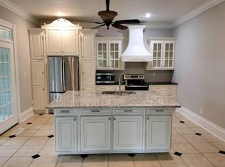 1287 Hollywood Dr #A, Jackson, TN 38301