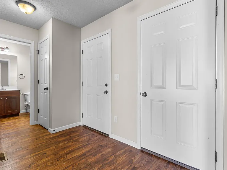1160 Crescent View Dr NE — Photo 4