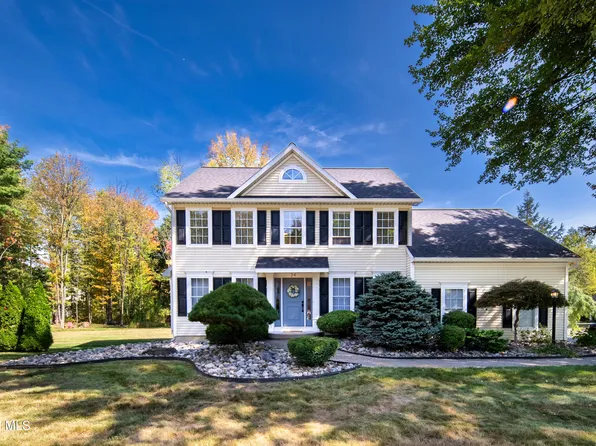 34 Hendrik Hudson Way, Halfmoon, NY 12065