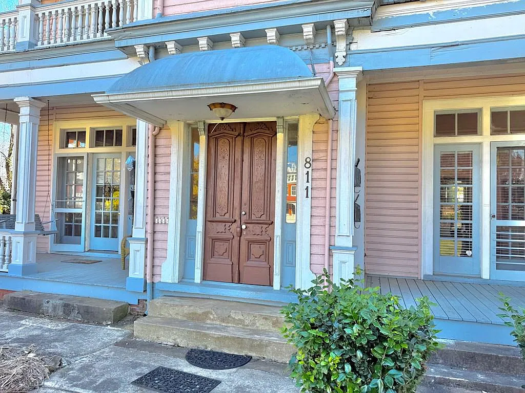 2 bed, 1375 sqft, $1,200 — Photo 2