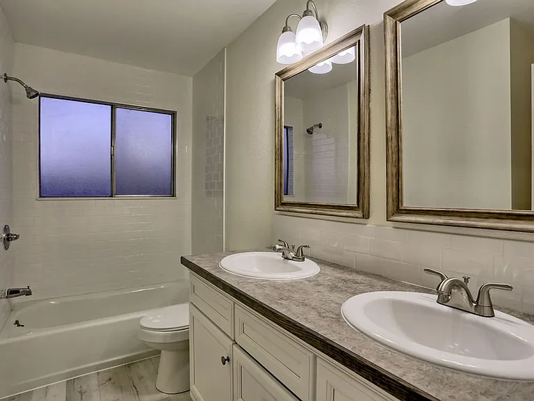 1137 Timber Ln — Photo 15
