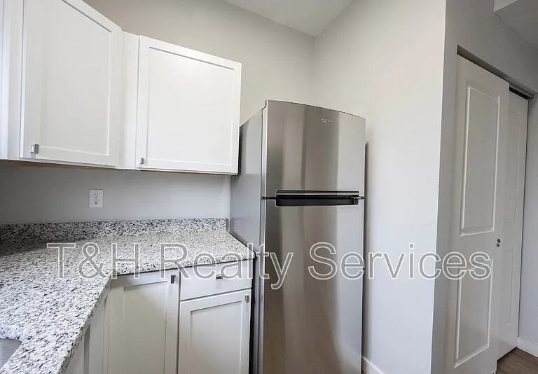2810 E Michigan St #A — Photo 14