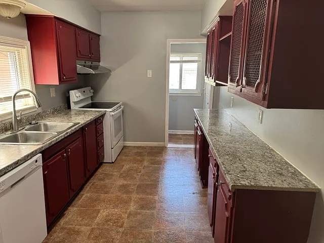 26569 Brettonwoods St — Photo 5
