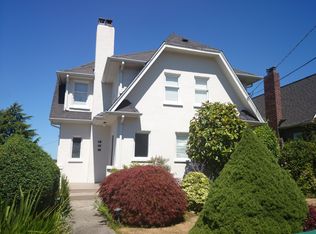 352 Halladay St, Seattle, WA 98109