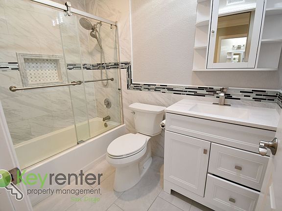 3rd image of 9031 Amberly Cir