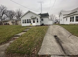 811 N Howard St, Union City, IN 47390