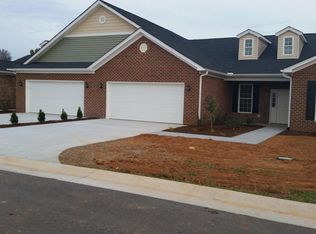 105 Villa Oak Cir, Bedford, VA 24523