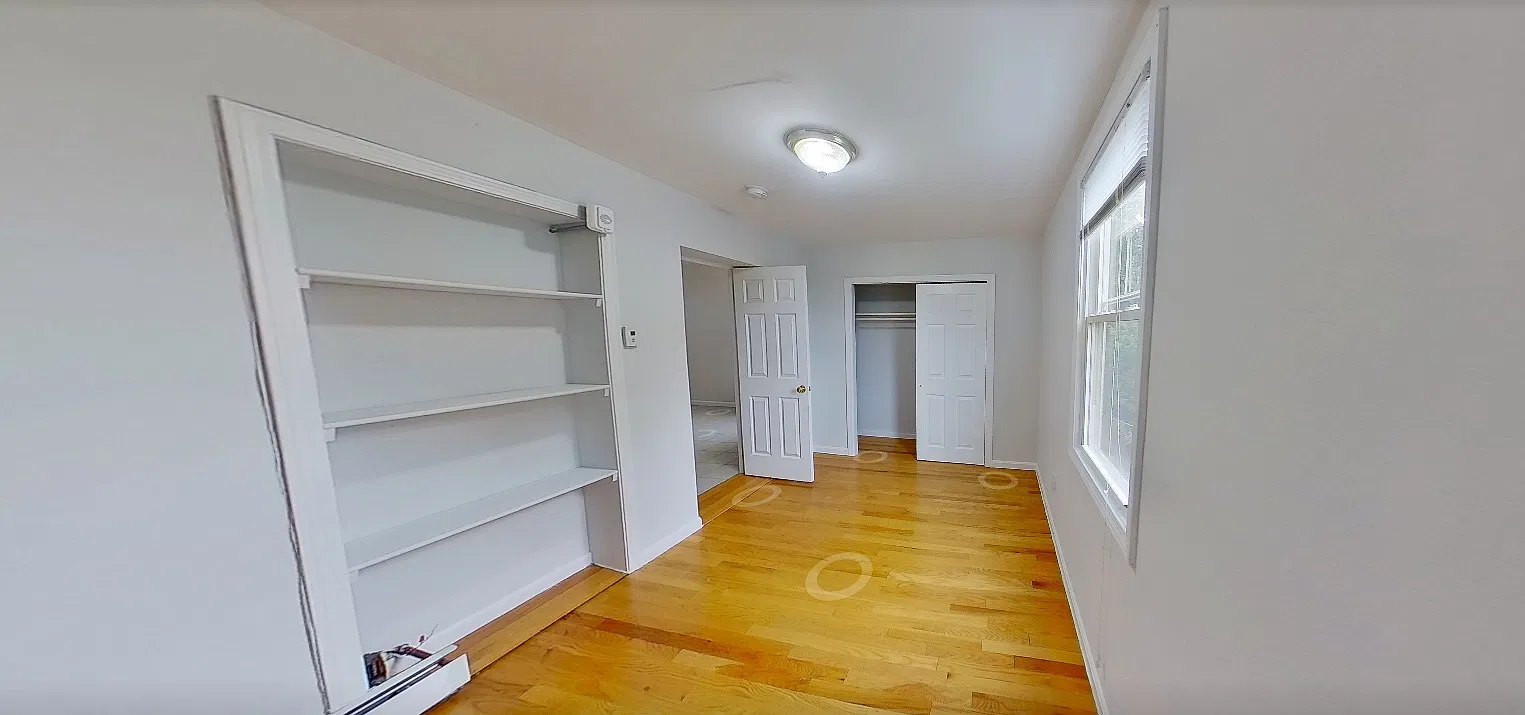 2 bed, 752 sqft, $3,300 — Photo 4