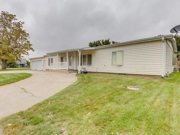 515 C St, Indianola, NE 69034