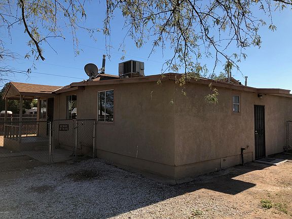 2nd image of 2667 N Dodge Blvd