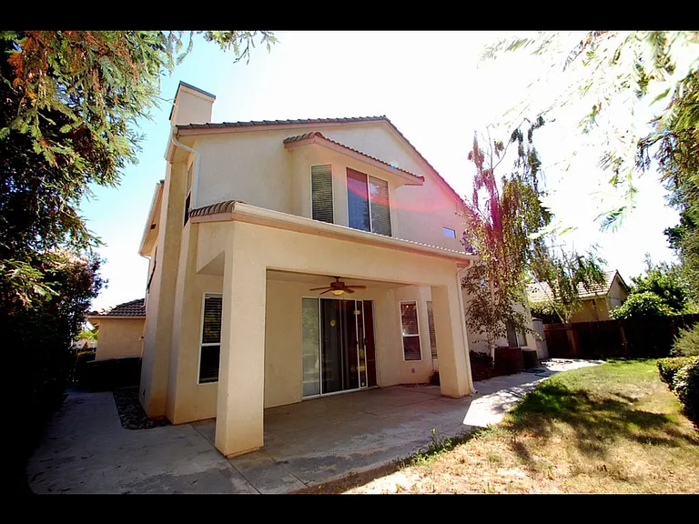 5524 W Bluff Ave — Photo 17