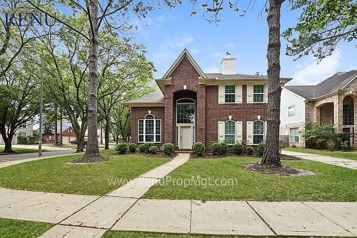 1st image of 2107 Madewood Dr
