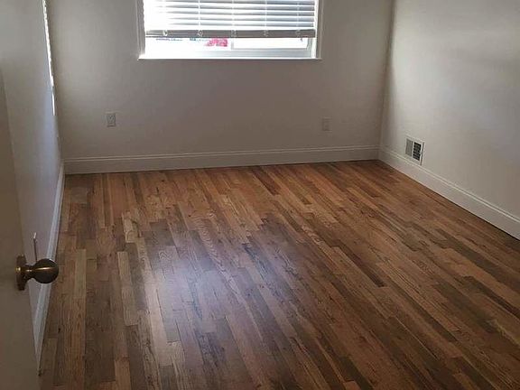 3rd image of 2317 E 72nd St #1