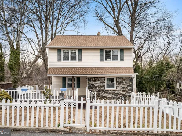 84 Mildred Ln, Aston, PA 19014