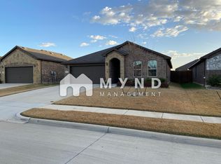 617 Ridge View Way, Justin, TX 76247