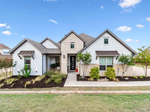37 Crown Rd, Willow Park, TX 76087