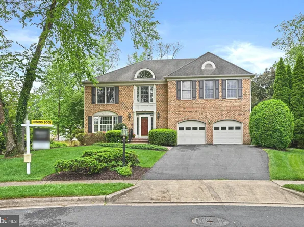 431 W Ct NW, Vienna, VA 22180