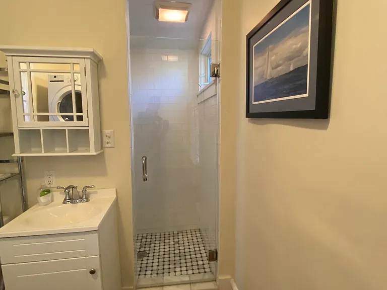 2nd full bath shower and laundry room