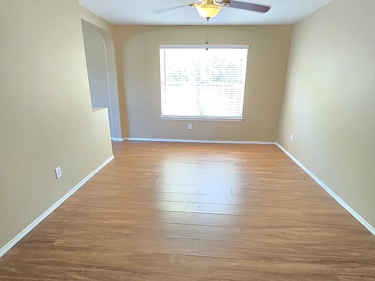4512 Saddlebrook Dr — Photo 19
