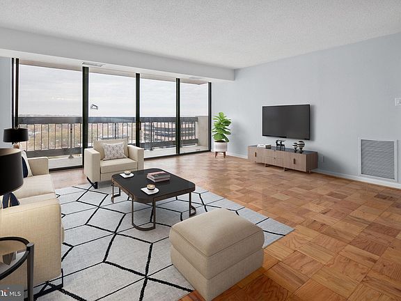 2nd image of 3800 Fairfax Dr APT 1309