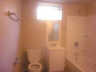 5th image of 1415 Lodge Ave