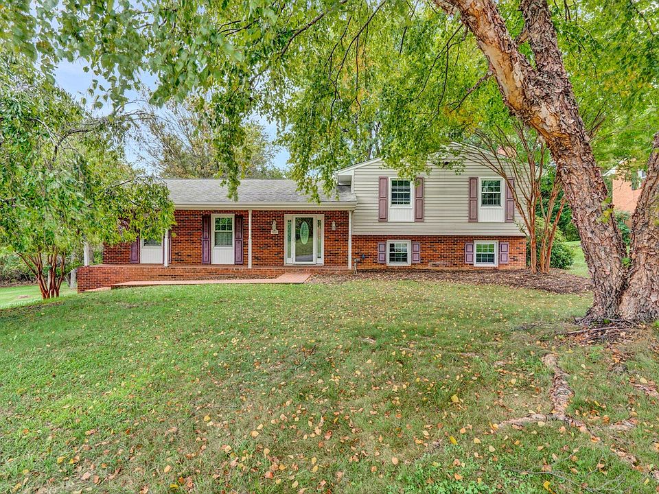 1st image of 3924 Blandfield Dr