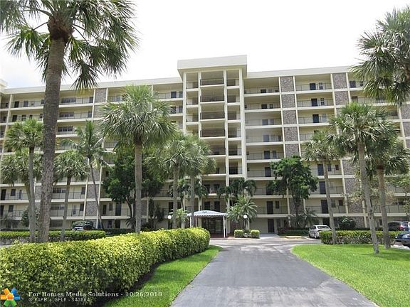 3rd image of 3050 N Palm Aire Dr APT 801