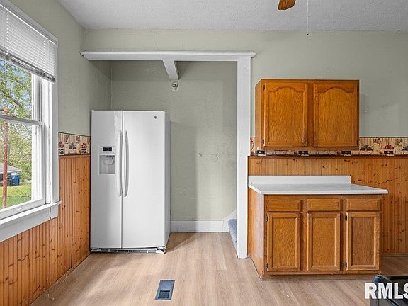 5th image of 1310 Mississippi Ave