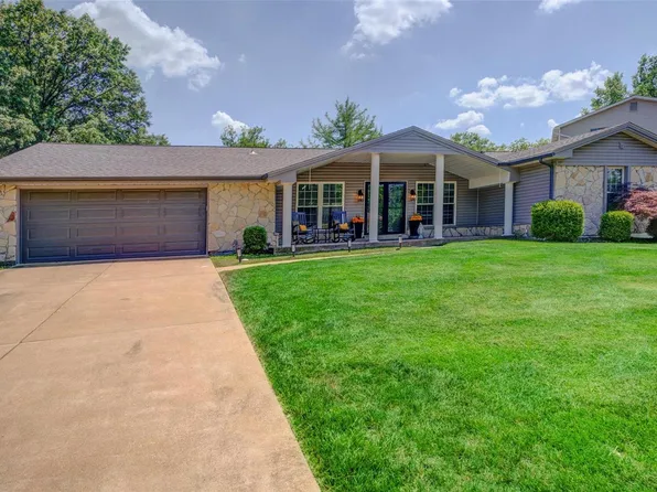 1533 Pheasant Ridge Dr, Ballwin, MO 63011