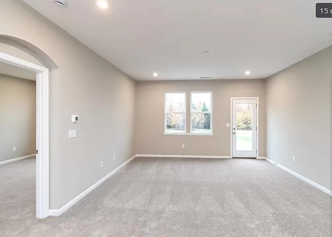 10309 Gateway Dr — Photo 16