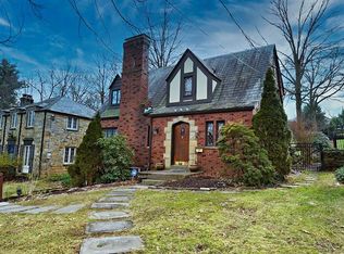823 Country Club Dr, Mt Lebanon, PA 15228