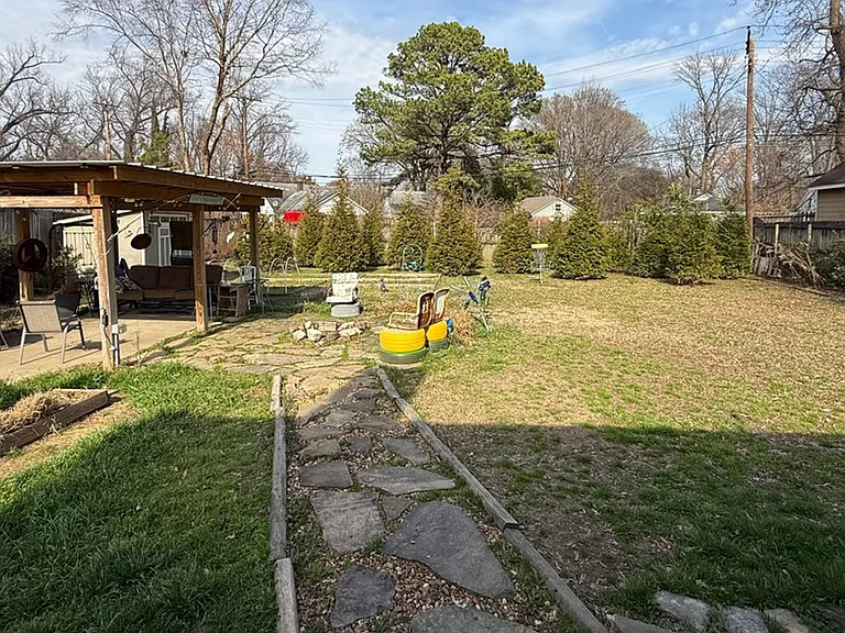 2126 University Cir — Photo 6