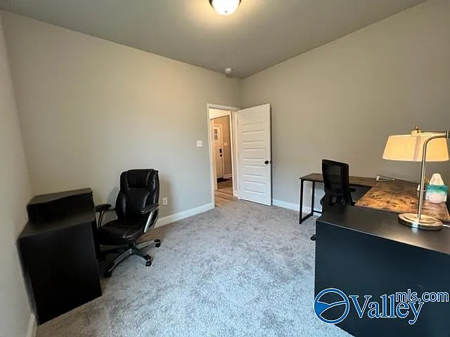 136 Gardencove Cir — Photo 38