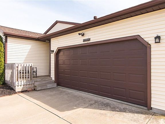 3rd image of 2192 Tawny Dr