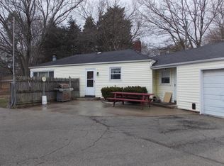 3206 27th St, Kenosha, WI 53144