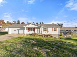 53209 Poplar Dr, Bridgeport, OH 43912