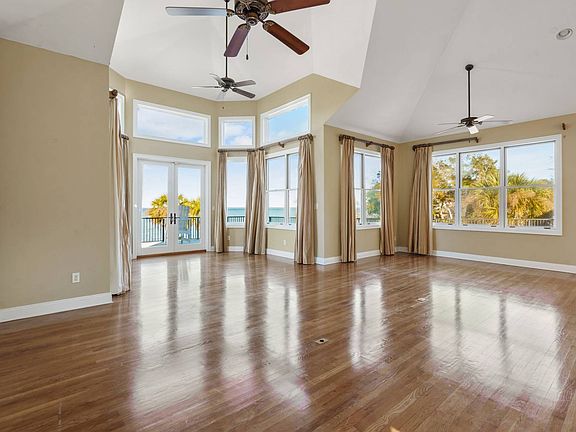2nd image of 4944 Hickory Shores Blvd