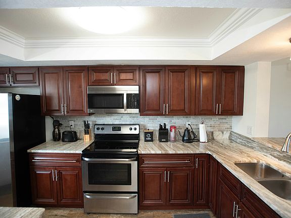 2nd image of 4109 Fairview Vista Pt APT 233