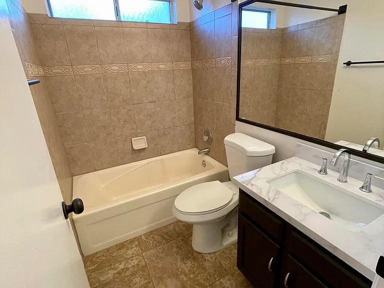 3056 E Siesta Ln — Photo 16