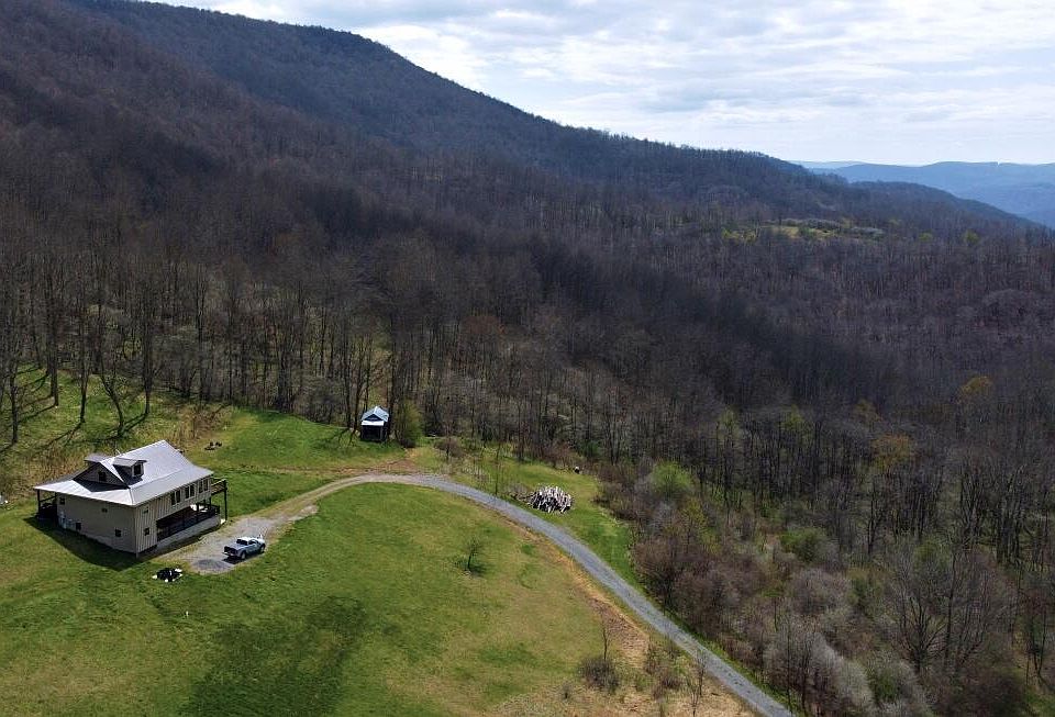 1st image of 1695 Linwood Rd