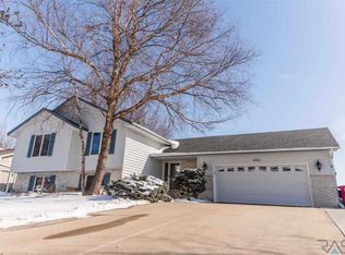 4804 S Kyle Ave, Sioux Falls, SD 57103