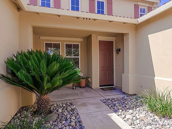 2nd image of 6434 Cormorant Cir