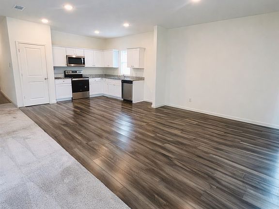 5th image of 10312 Bridgetown Ln