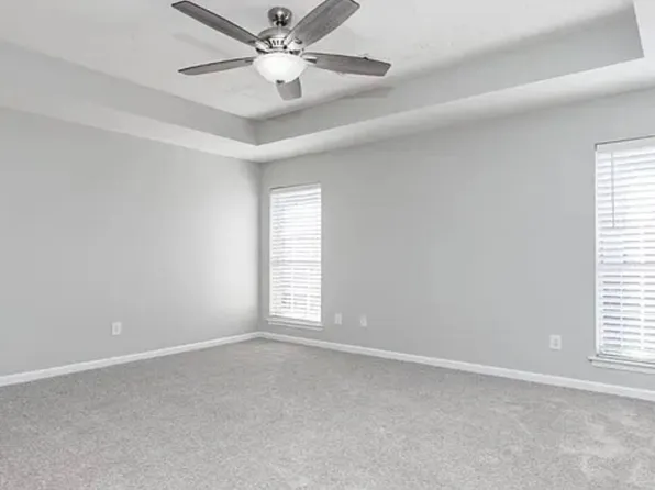 427 River Oaks Dr, Wetumpka, AL 36092