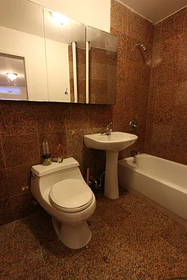 Rented by Dynamik Realty | media 18
