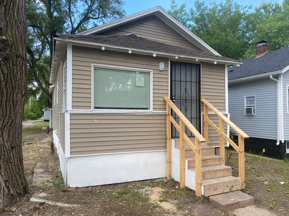 972 Willard St, Gary, IN 46404