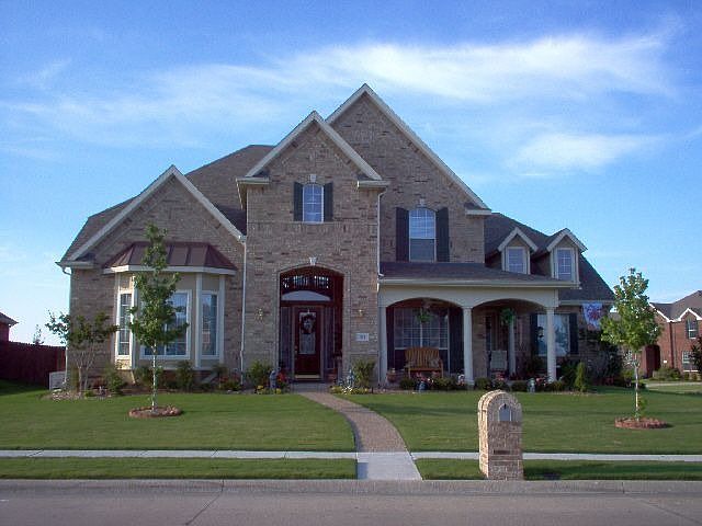 5 Bdrm / 4 Bath / Study / Media Rm / Game Rm 