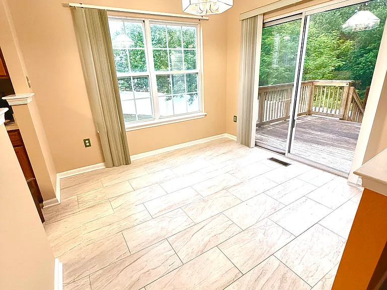 8301 Kingsbench Ct — Photo 6